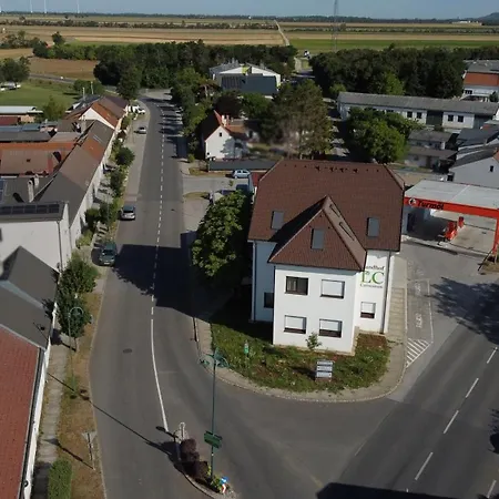 Landhof Carnuntum Apartment